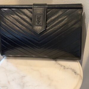 Saint Laurent Black Chevron Quilted Leather Envelope Clutch in Black
